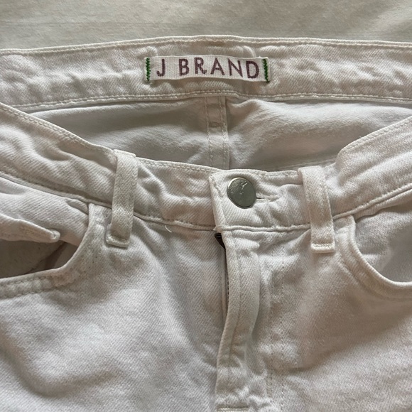 J BRAND - white flared jeans. Size 26 - Picture 2 of 4